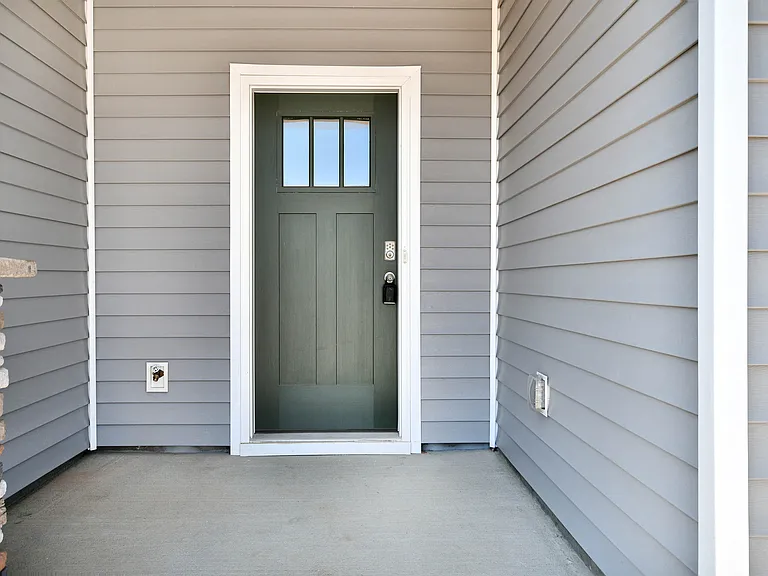 26 Starlake Rd — Photo 2