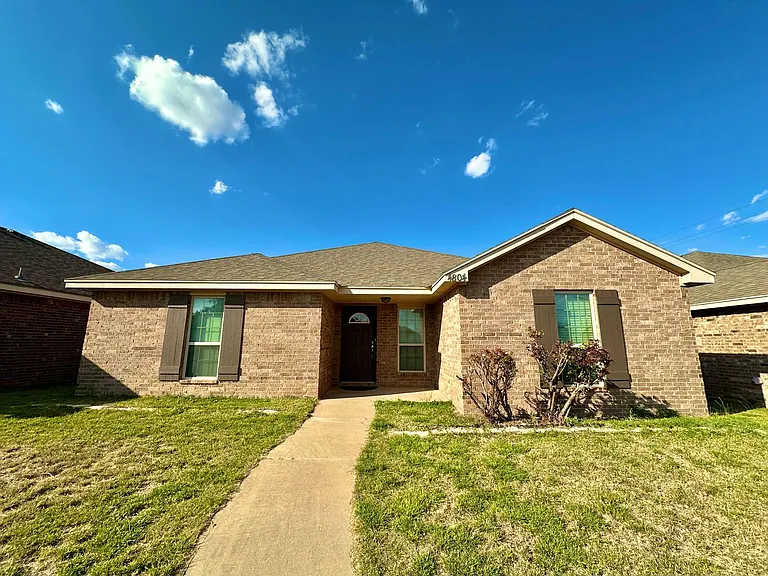 4804 Harvard St — Photo 1