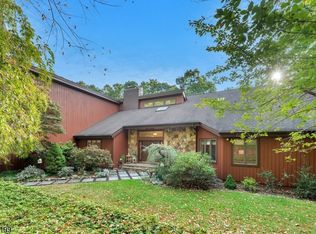 34 Cheyenne Dr, Montville, NJ 07045