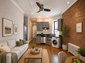 246 Mott St