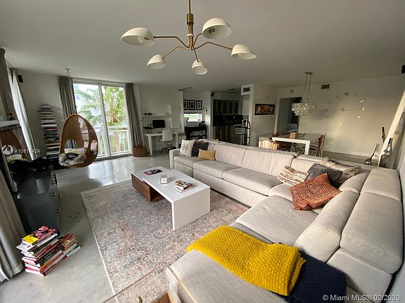 3rd image of 1701 Sunset Harbour Dr #F408