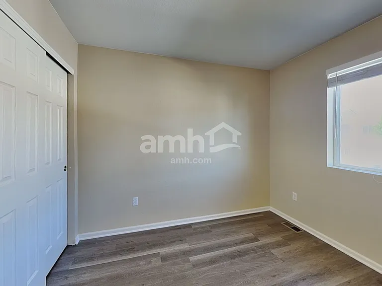5550 N Lisbon St — Photo 14
