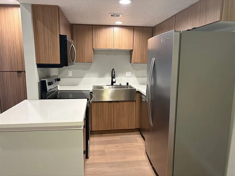 The 3900 Apartments — Photo 67