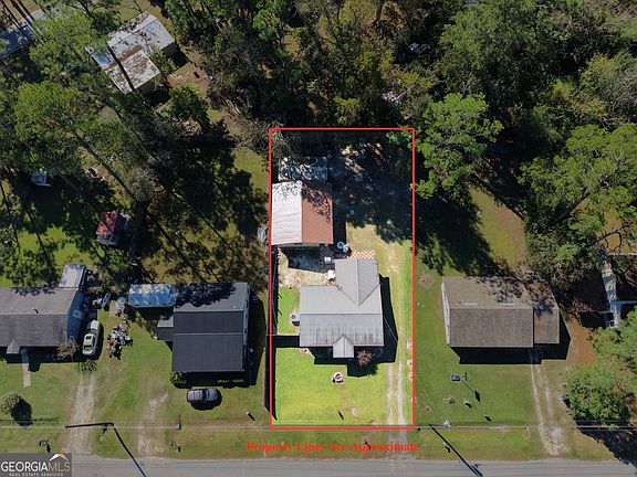 3rd image of 509 Community Dr