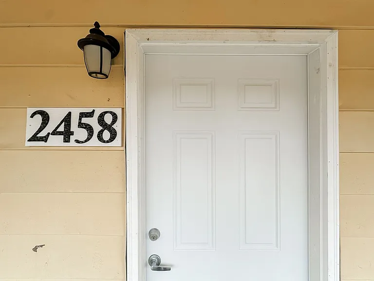 Donnie Court — Photo 17