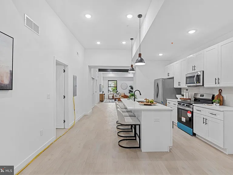 Atlas Lofts — Photo 6