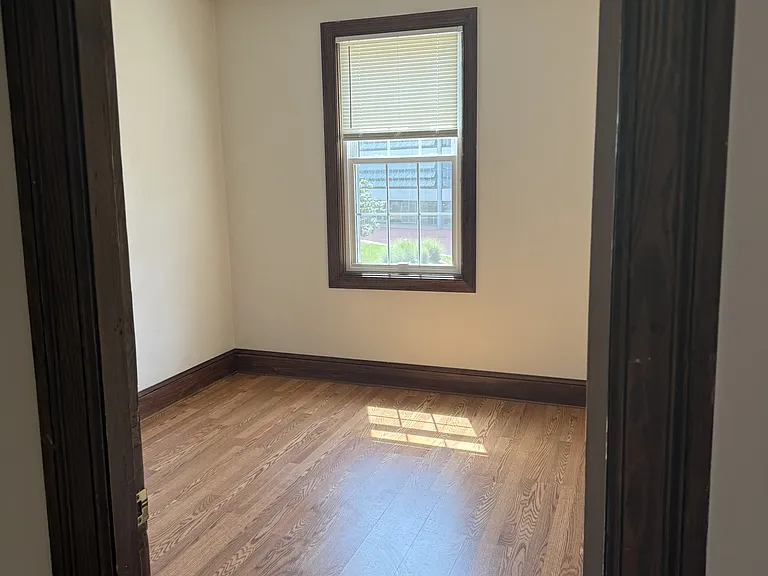 4123 Connecticut Ave NW — Photo 1