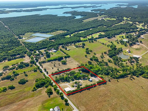 2nd image of 221 Cisco Rd