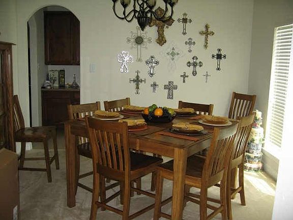 5th image of 9611 Tanglewood Dr
