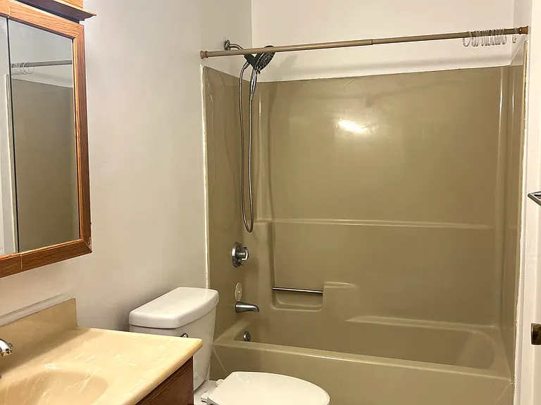 420 Woodward Rd #20 — Photo 1