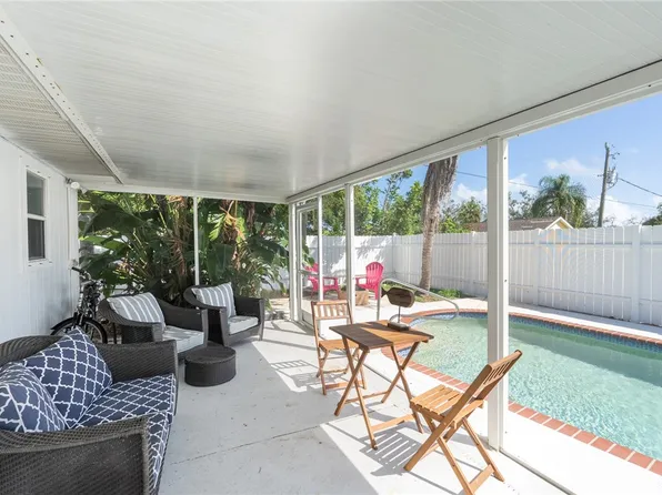 1356 2nd Rd SW, Vero Beach, FL 32962