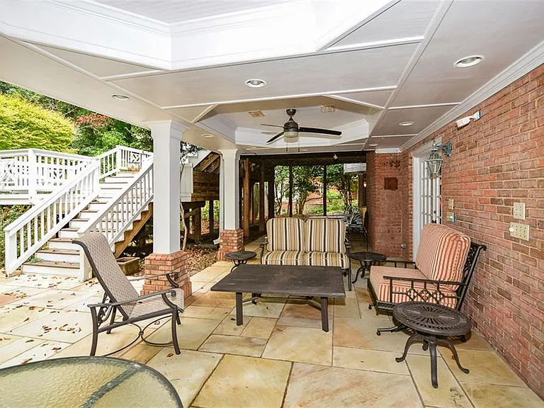1640 Lazy River Ln — Photo 81