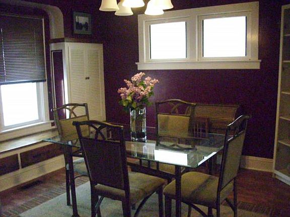 3rd image of 1303 Hall Ave