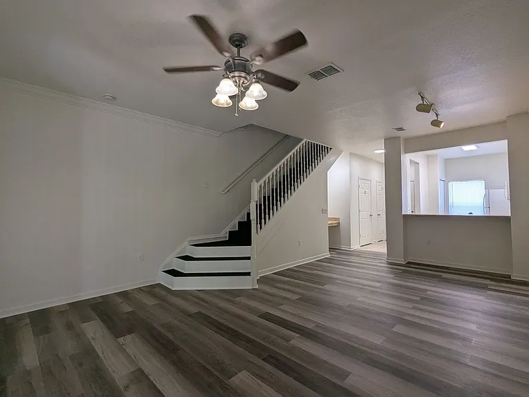 4833 NW 46th Pl #106 — Photo 13
