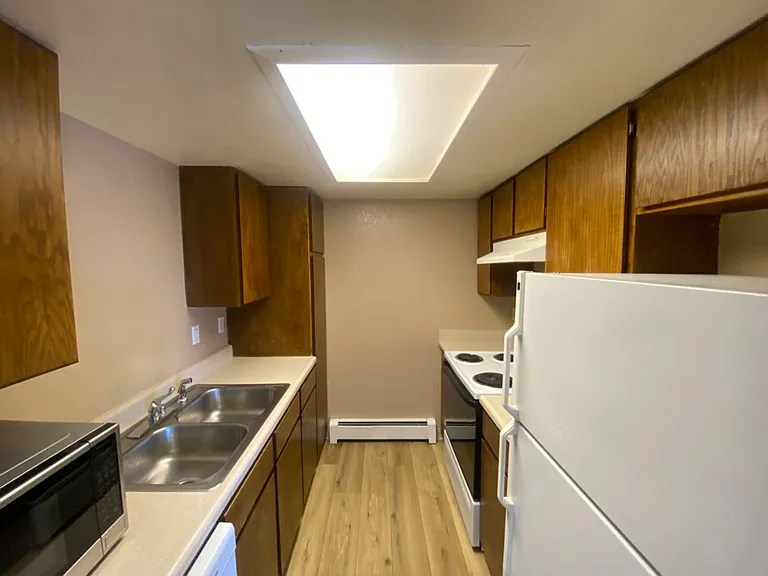 1140 Walnut Ave #28 — Photo 5