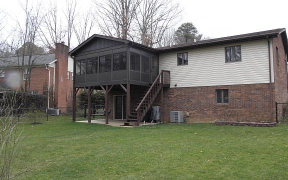3rd image of 201 Brookwood Ln