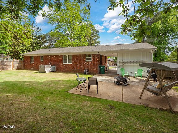 5th image of 77 Ridgeview Dr