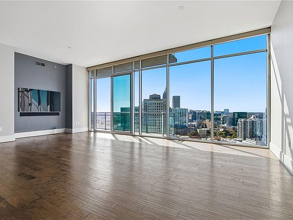 2nd image of 1065 Peachtree St NE Unit 3303