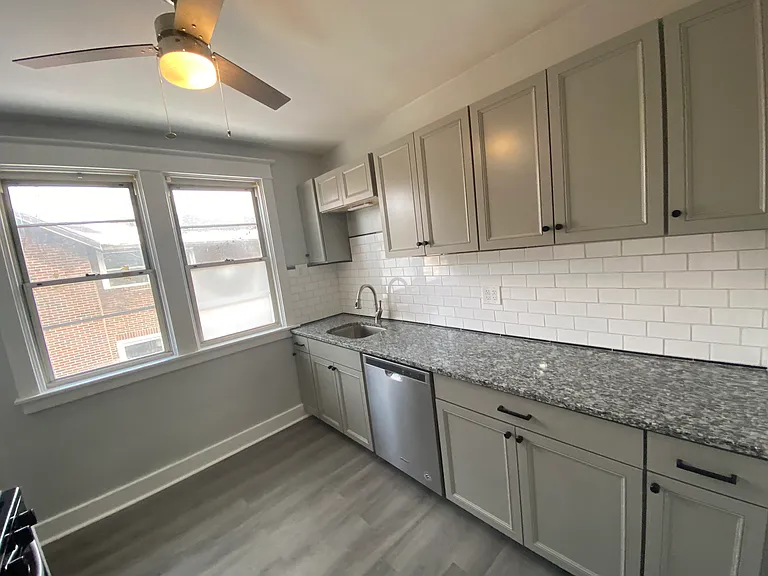 5720 Beacon St #5720 — Photo 17