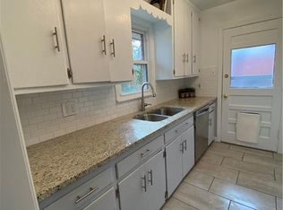 2304 Westchester Dr, Moore, OK 73160