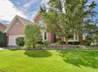 1N676 Bob O Link Dr, Winfield, IL 60190