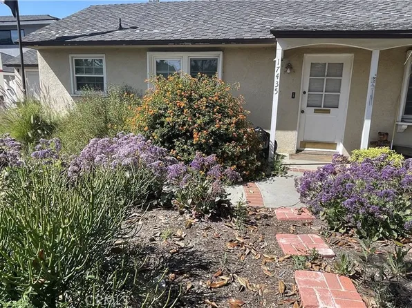17435 Runnymede St, Van Nuys, CA 91406
