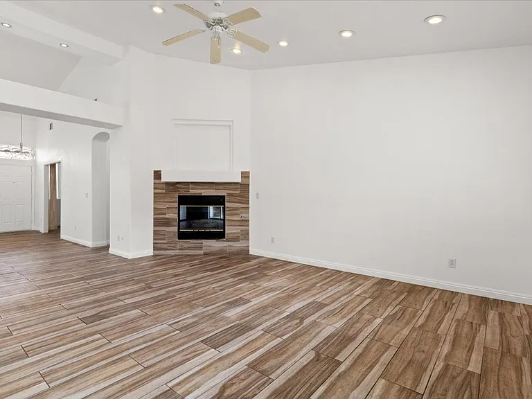 9705 Park Brook Ave — Photo 9
