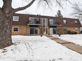 645 Grove Dr APT 103, Buffalo Grove, IL 60089