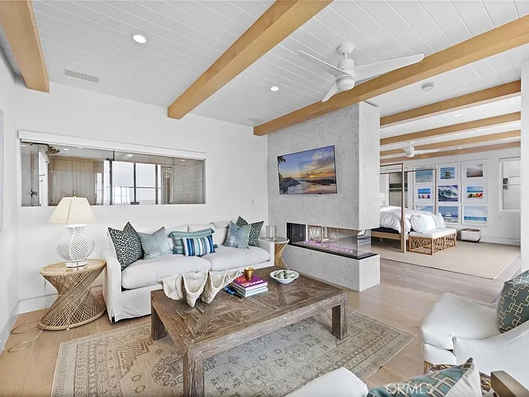 2148 E Oceanfront — Photo 42