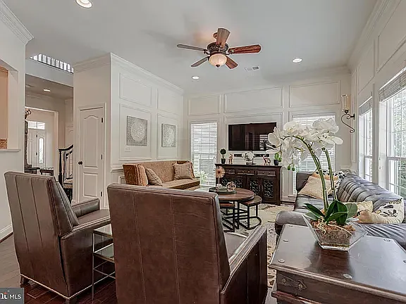 5964 Manorview Way — Photo 19
