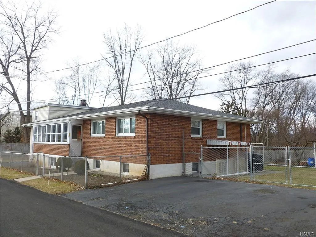 35 N Wayne Ave photo 1