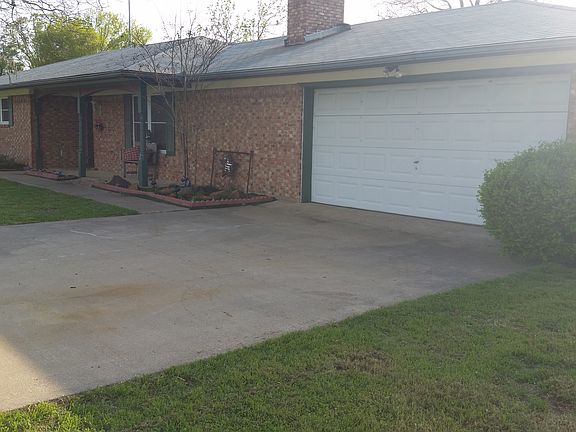 2nd image of 420 County Road 3101