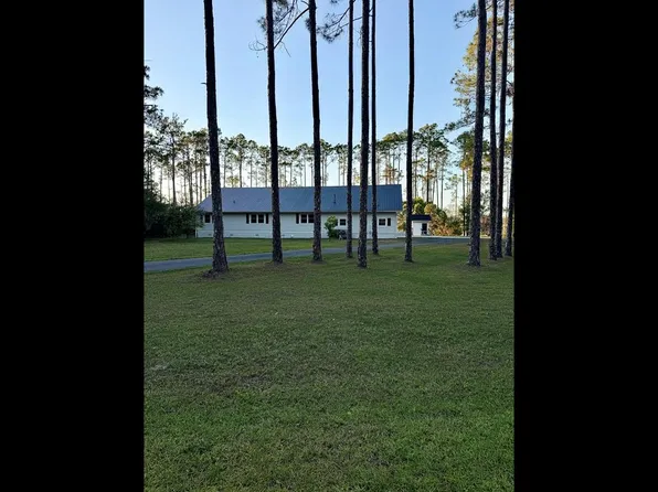 15 White Way, Carrabelle, FL 32322