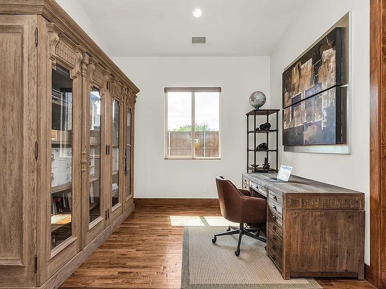 10027 Hillsdale Ln — Photo 14
