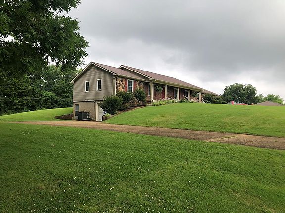 2nd image of 360 Harrington Dr