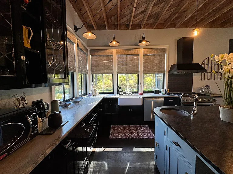 57 Taconic Rd — Photo 7
