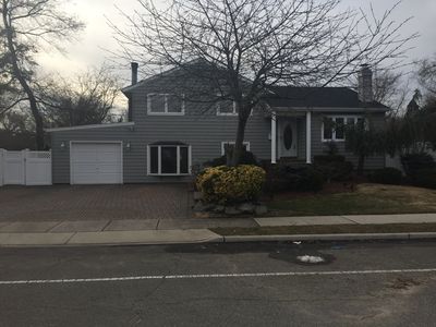 63 Gerhard Rd, Plainview, NY, 11803