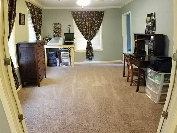 4th image of 7209 Harvey St