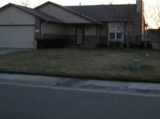 1629 N Prairie Run Cir, Mulvane, KS 67110