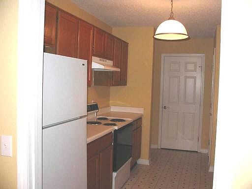 3rd image of 5710 W Legacy St