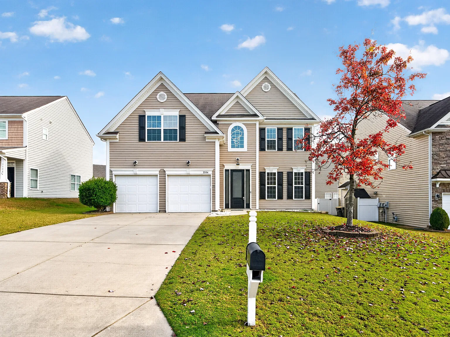 4 bed, 2680 sqft, $2,750 — Photo 3