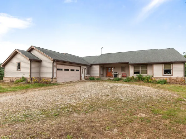 18131 Fehr Ln, Manchester, MI 48158