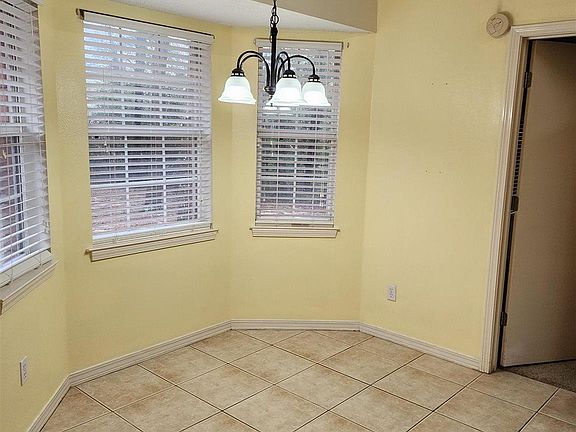 3rd image of 5158 Jolene Cir