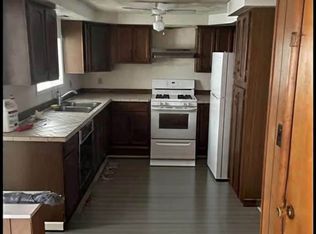 908 W Market St, Scranton, PA 18508