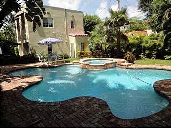2nd image of 1215 Country Club Prado