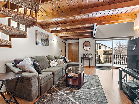 4th image of 17960 Royal Oak Ct #3S