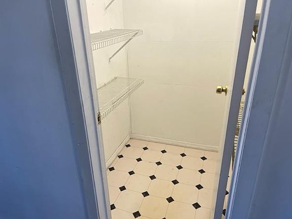 3rd image of 330 Columbia St