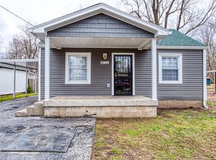 9711 Mason Ln, Fairdale, KY 40118