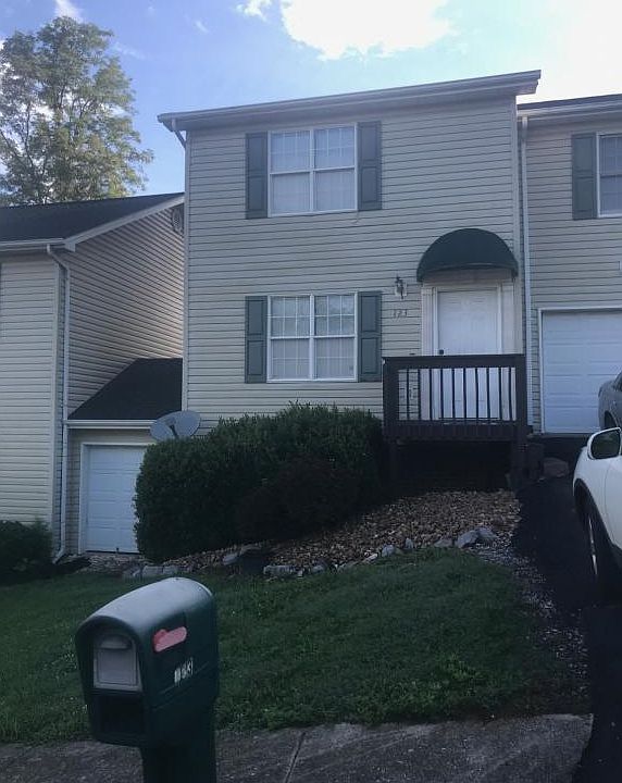 1st image of 123 Glenstone Ct #0