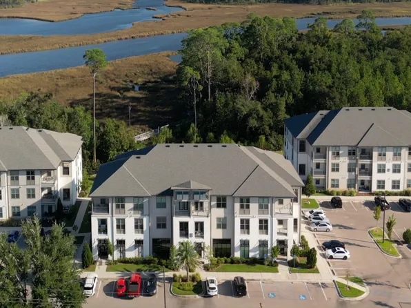 2501 Bienville Blvd #326, Ocean Springs, MS 39564